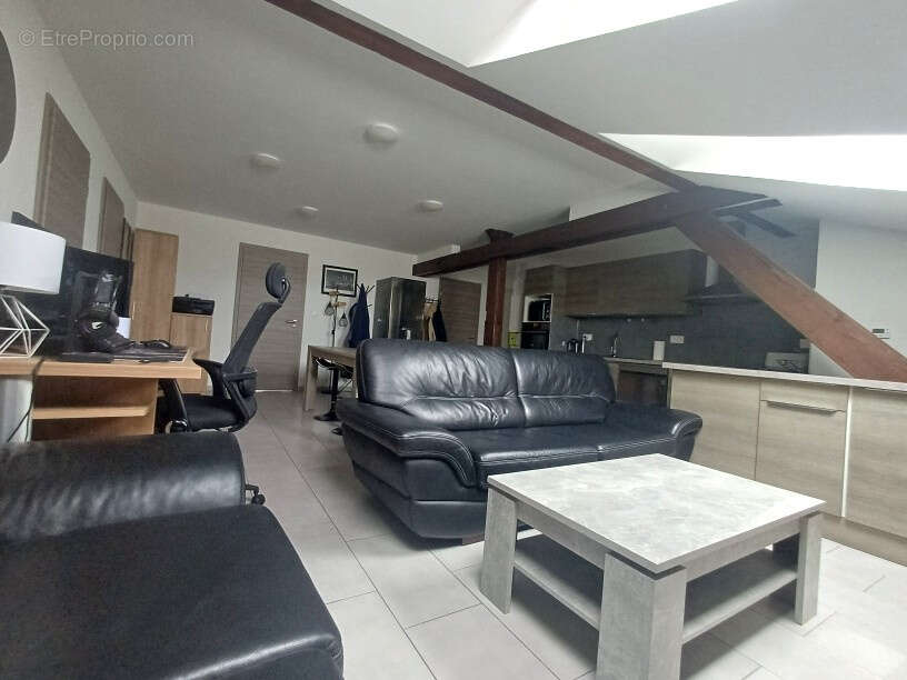 Appartement F3   Montreux-Vieux   2 chambres   Petite copropriété   Parking - photo 6