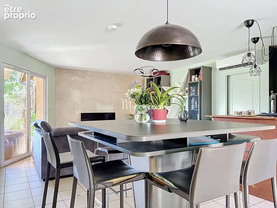 Maison - T5 -130 m2 - photo 5