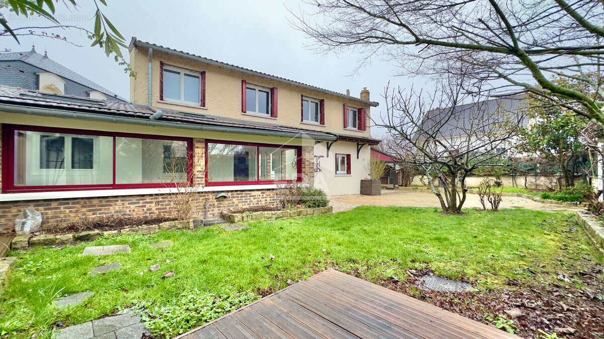 Maison à ATHIS-MONS