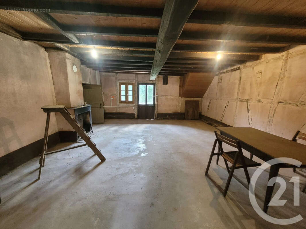 Maison 93 m² à La Chapelle-Thecle  - photo 5