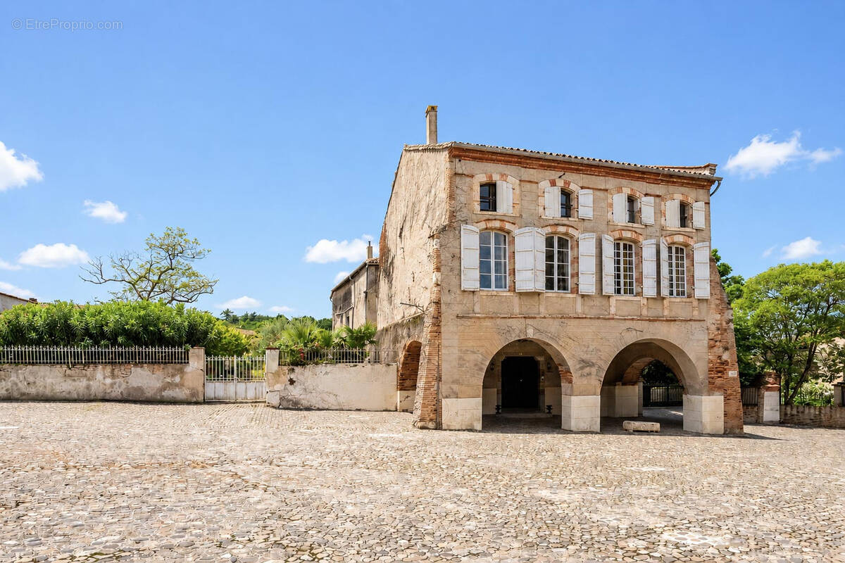 Maison à AUVILLAR