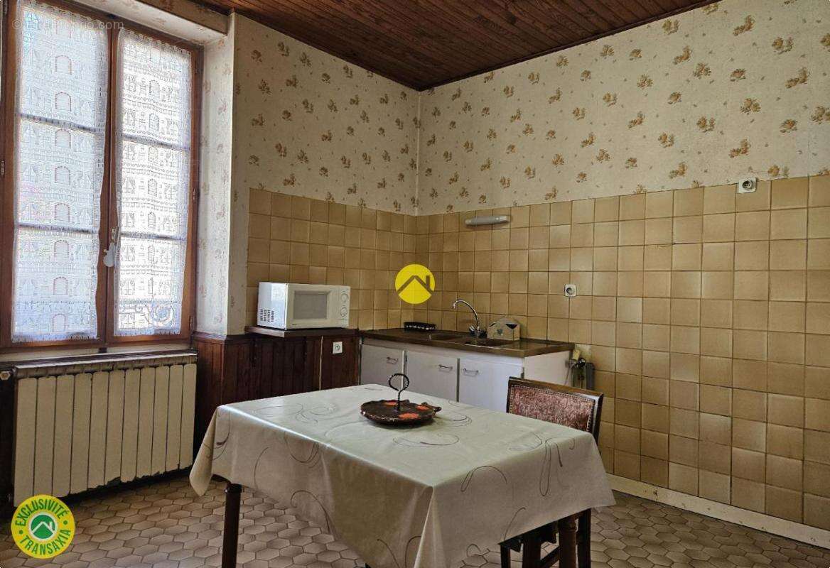 Maison à COSNE-D'ALLIER