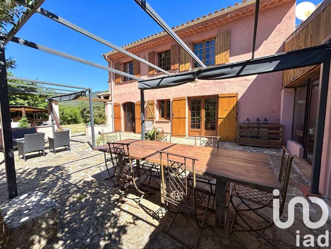 Photo 5 - Maison à BORMES-LES-MIMOSAS
