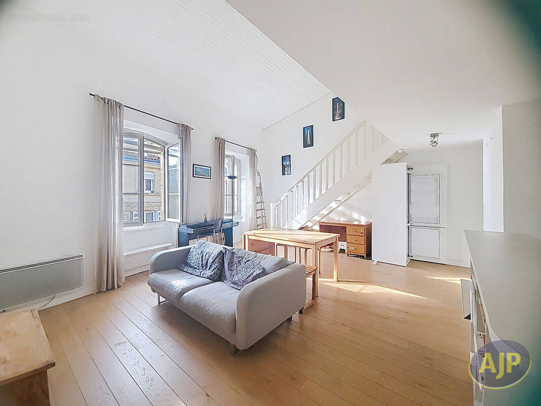 Appartement à BORDEAUX