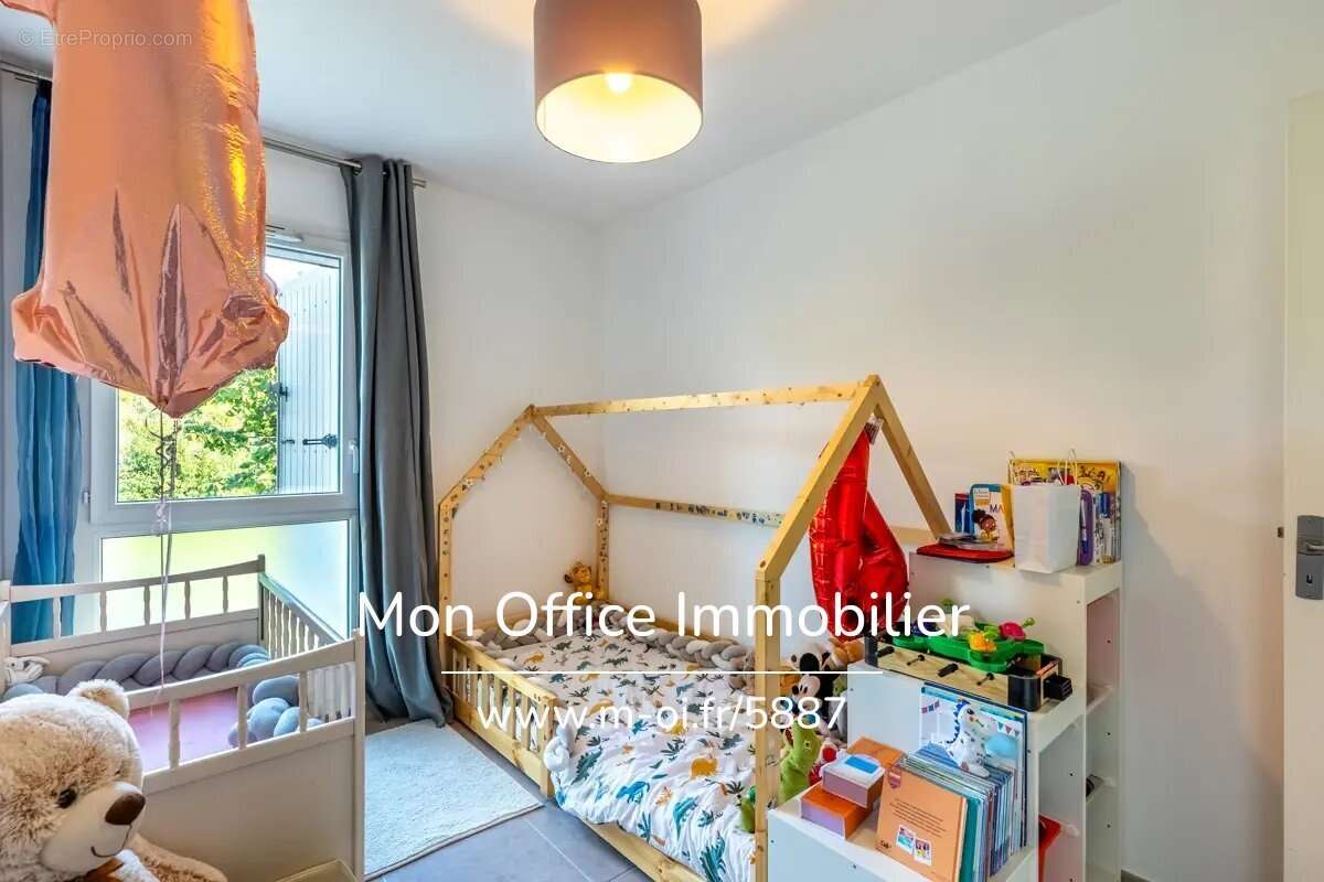 Appartement à MARSEILLE-11E