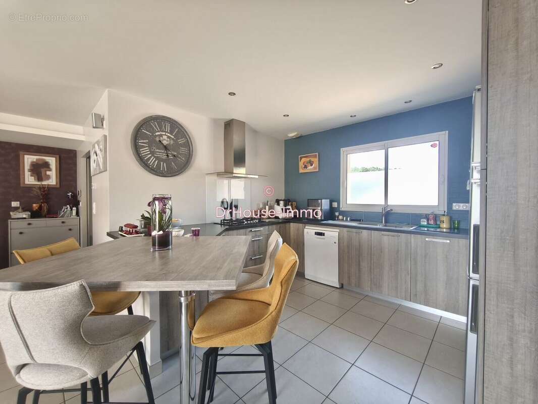 Maison 145 m² à Champcevinel  - photo 7