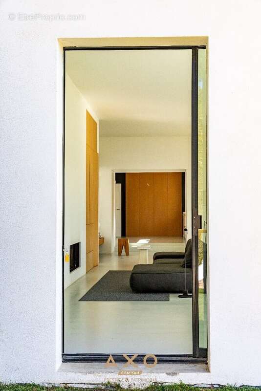 Maison à LE THOLONET