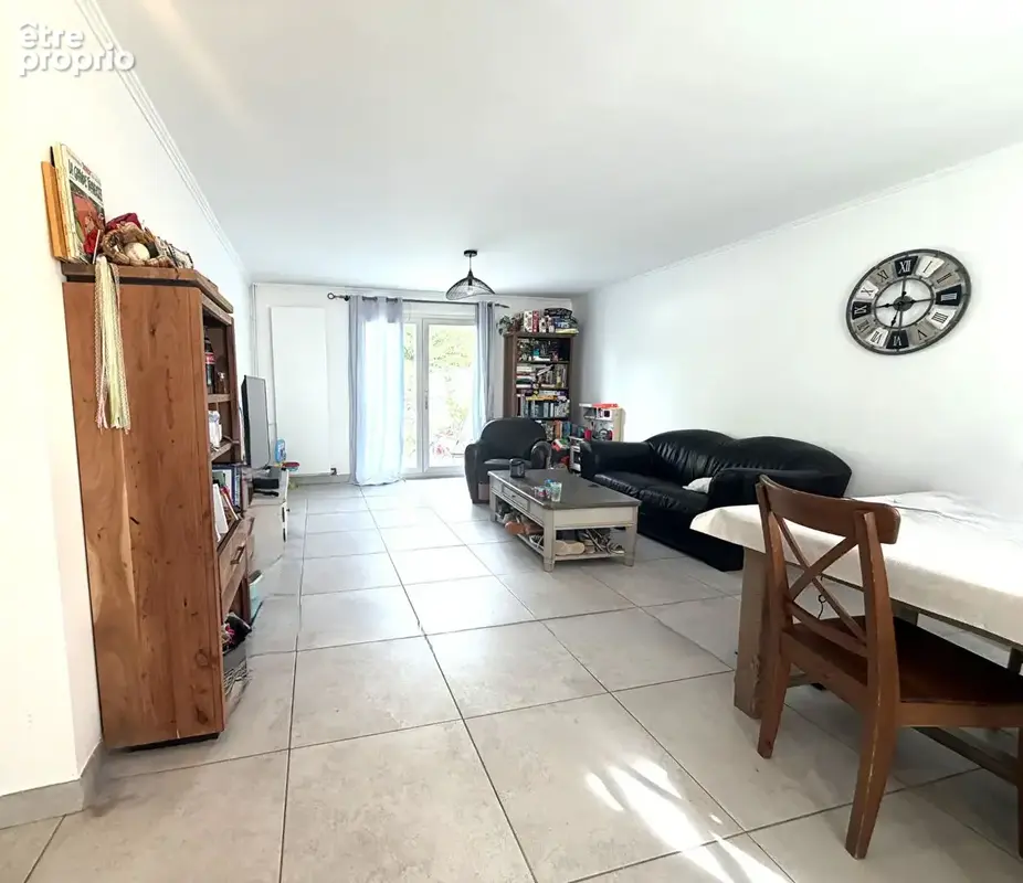 Istres pavillon 3ch jardin garage - photo 6