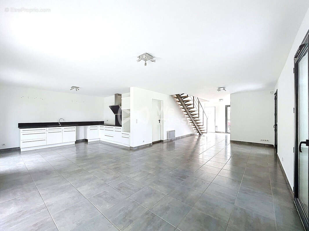 Maison à SAINT-GELY-DU-FESC