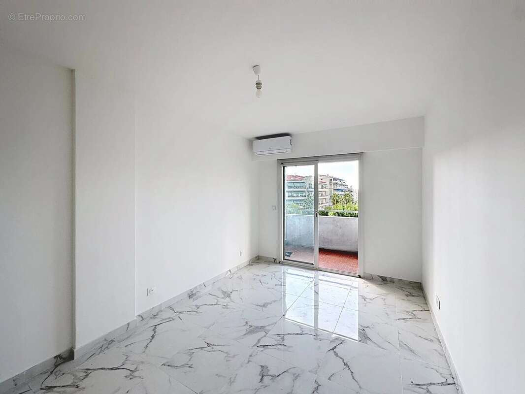 Studio 25m² proche mairie du cannet - photo 2