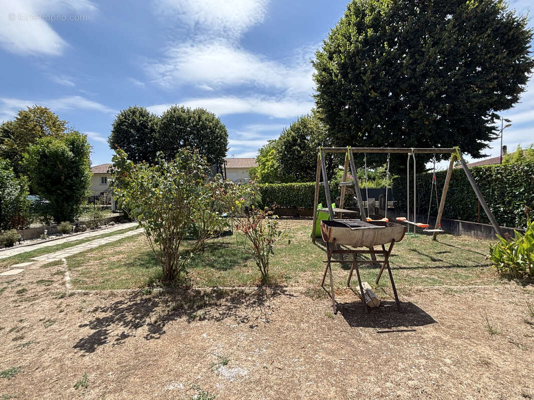 'EDITH' - Maison- 3 chambres- jardin - photo 4