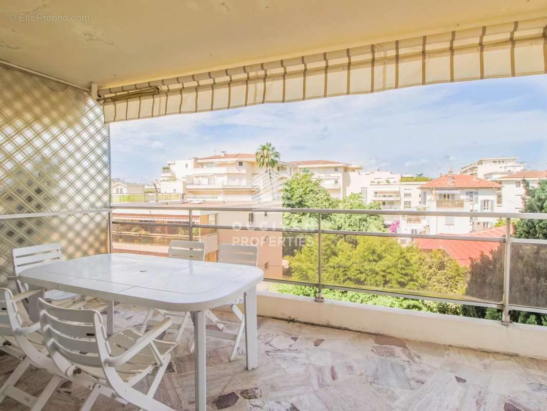 Appartement à CANNES
