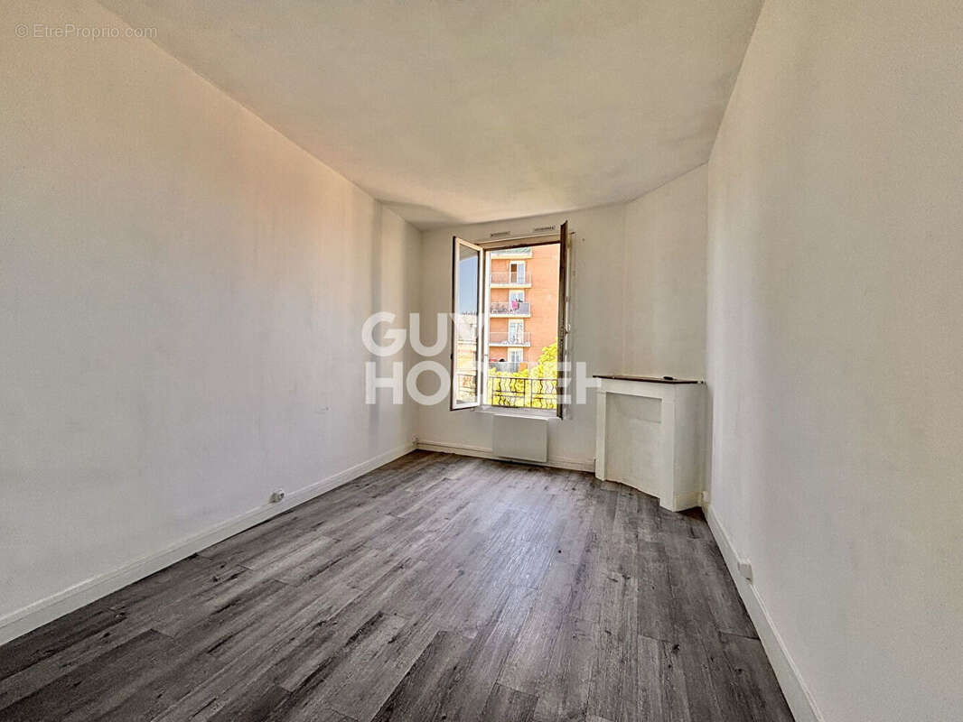 Appartement à SAINT-OUEN