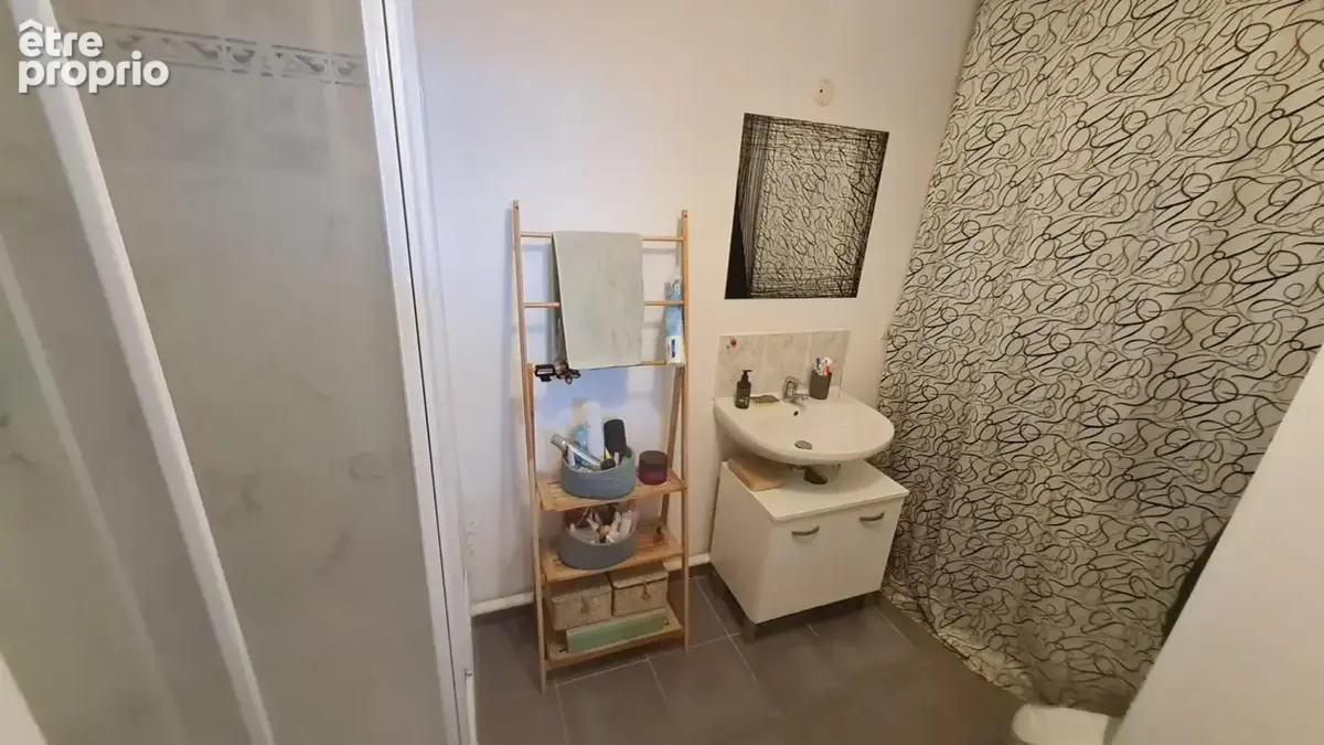 Appartement F3 2 chambres en duplex avec terrasse - photo 10