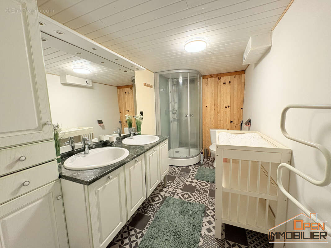 Maison à CARSAC-AILLAC