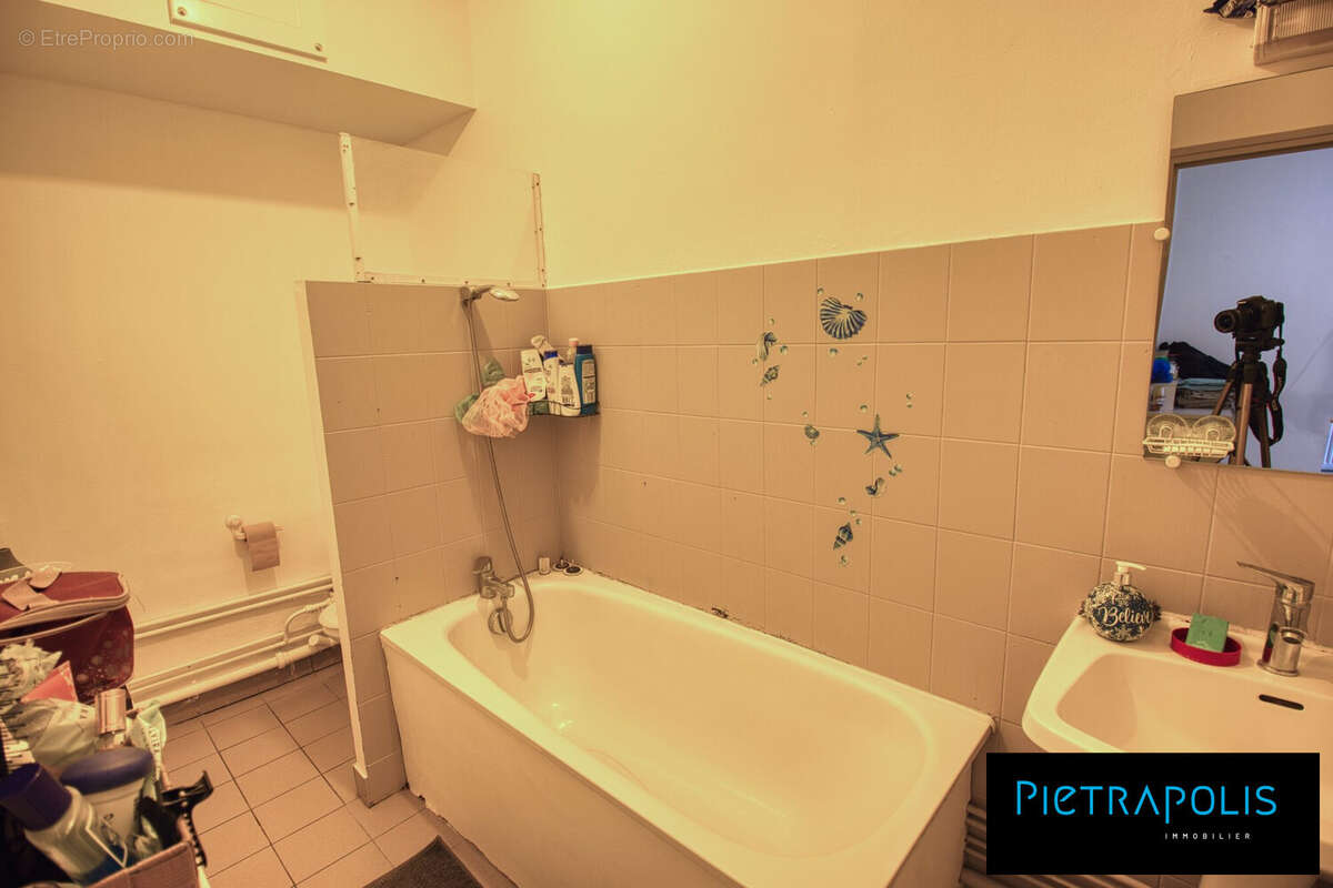 Appartement à SAINT-LAURENT-SUR-SAONE