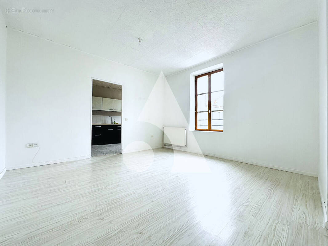 Appartement à POMPEY