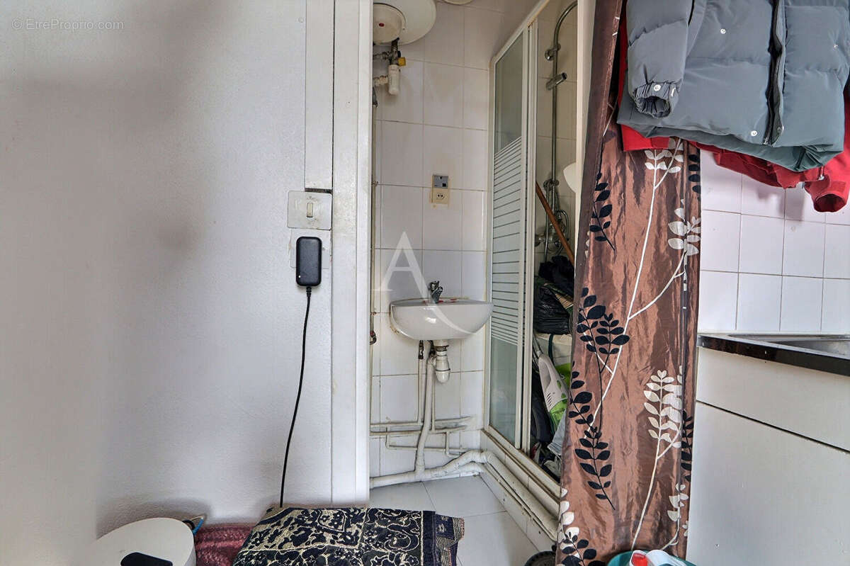 Appartement à AUBERVILLIERS