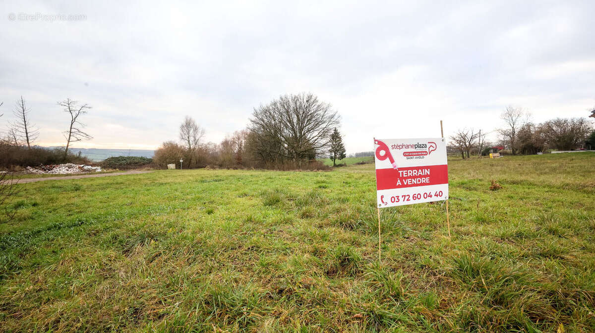 Terrain à LACHAMBRE
