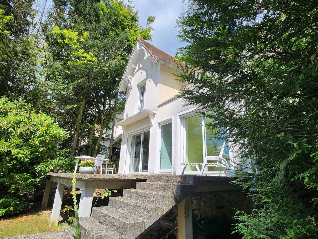 Maison à VIROFLAY