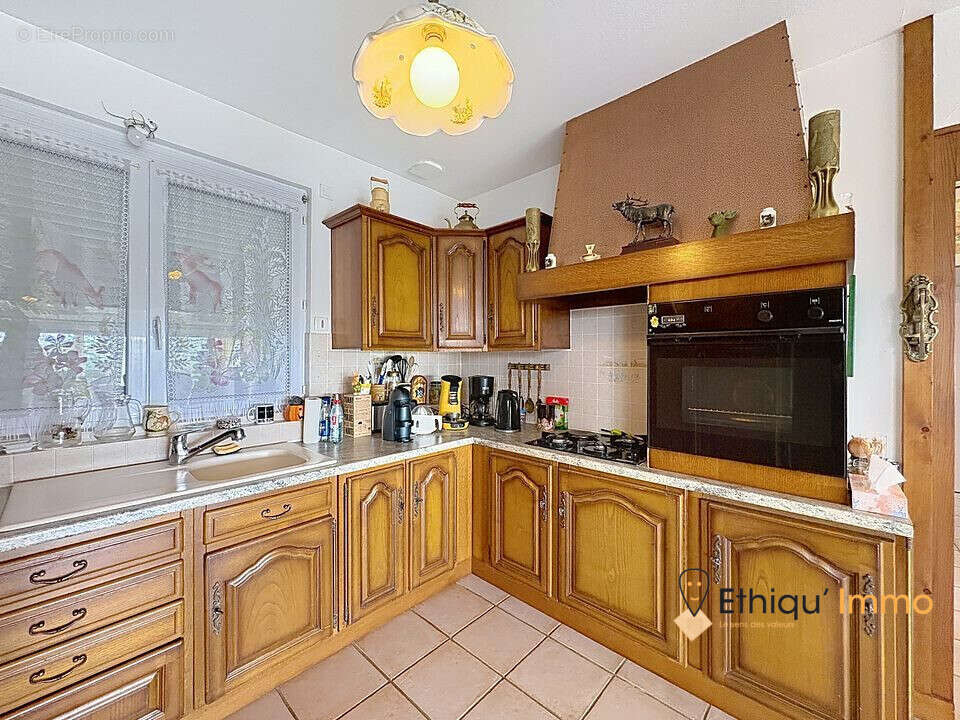 Maison 139 m² à Laferte-Sur-Aube  - photo 9