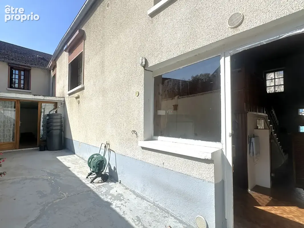 A Mézières sur Seine - Maison de ville familiale - 8 pièces 4 chambres - 133 m² - photo 15