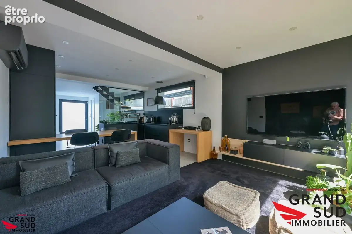 Commerce 93 m² à vendre à Merignac (33700) - photo 2