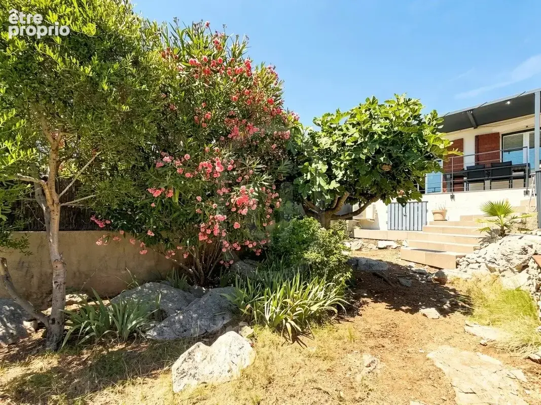 CASTELNAU LE LEZ - Magnifique Maison avec piscine au calme ! - photo 6