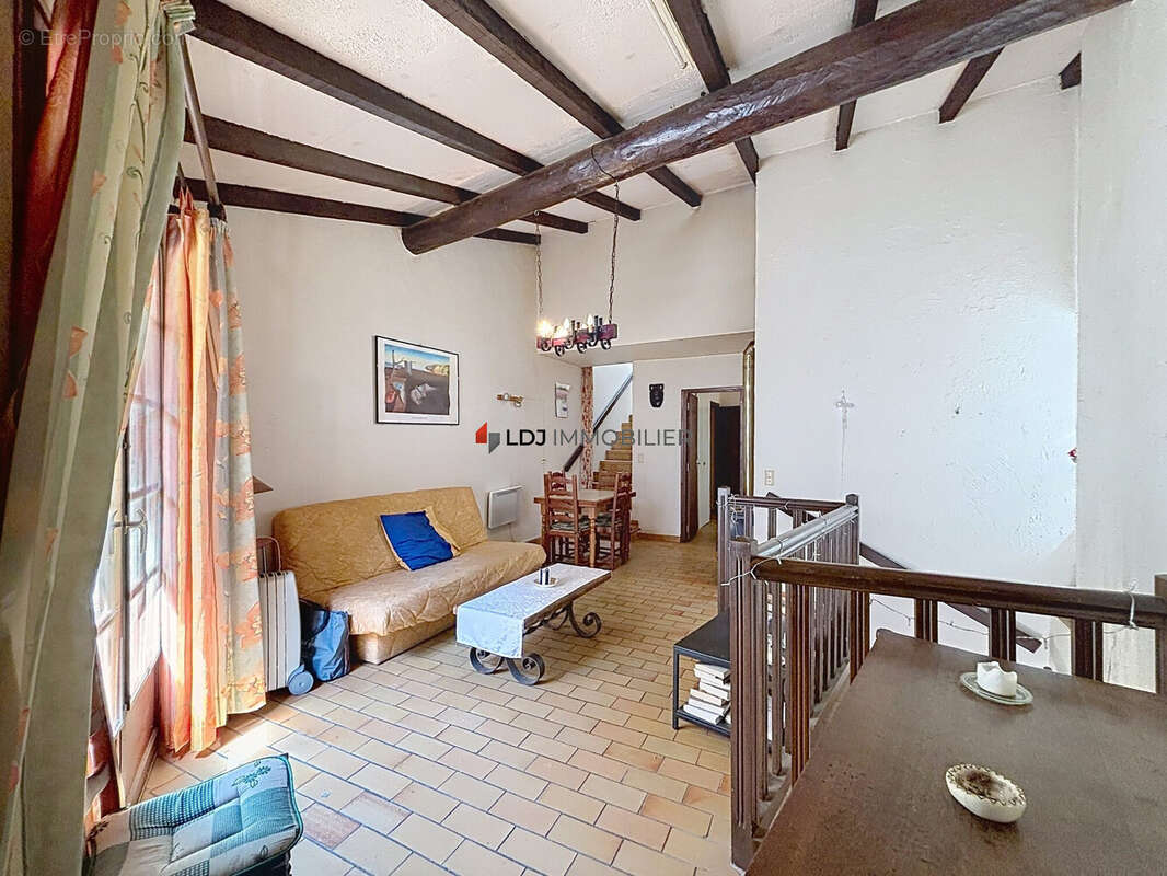 Maison 65 m² à Prades  - photo 2