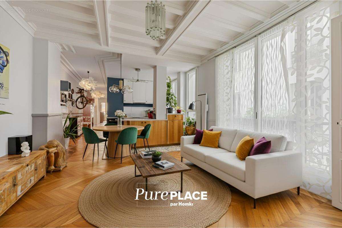 Appartement à PARIS-9E