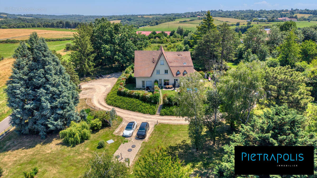 Maison à CHAPONNAY