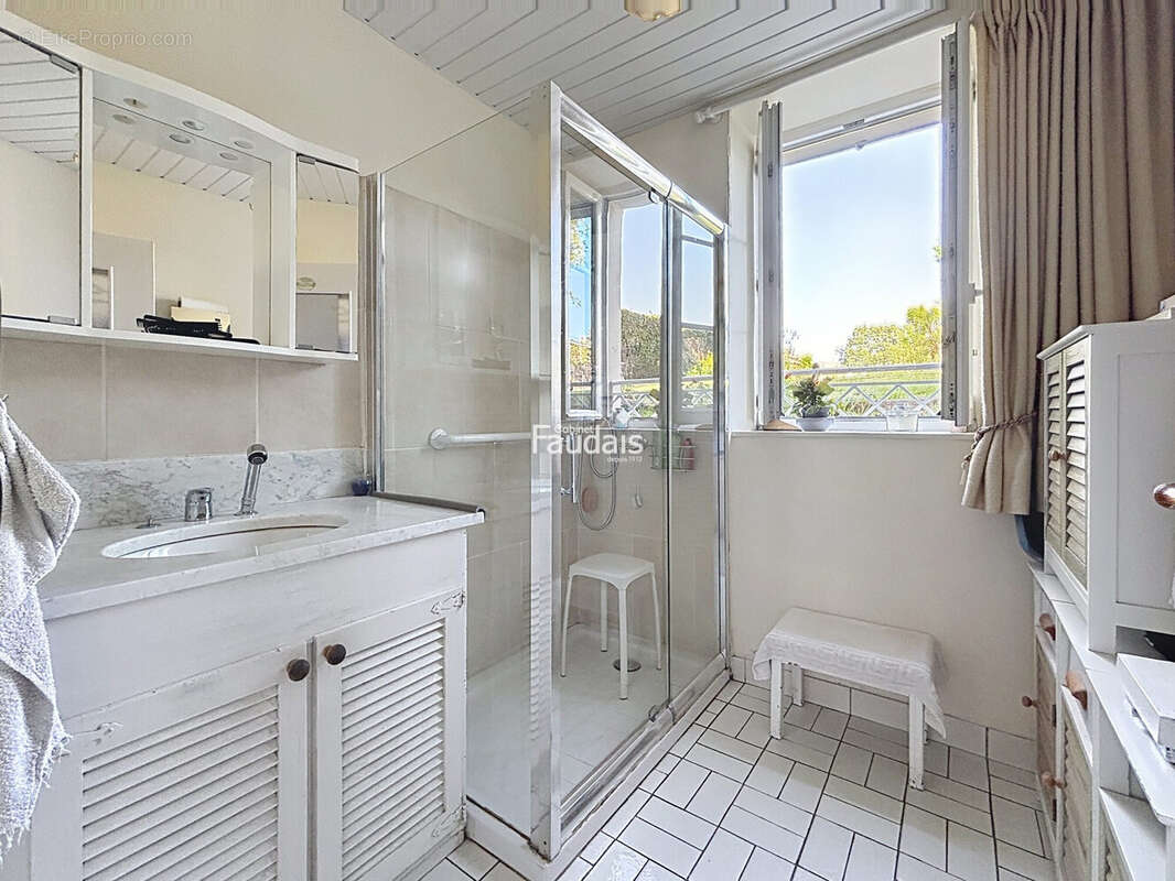 Maison 124 m² à Boutteville  - photo 5
