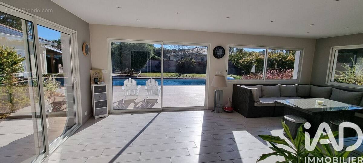 Photo 1 - Maison à SALLES