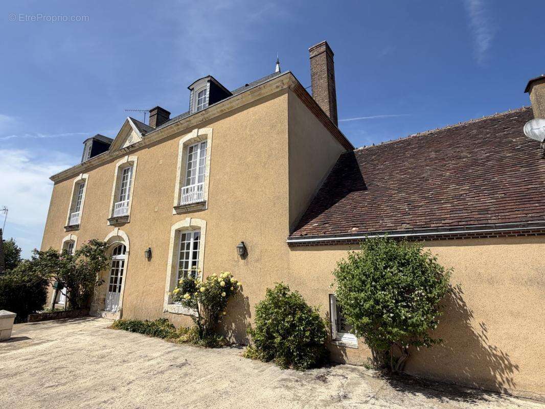 Maison à CORMES