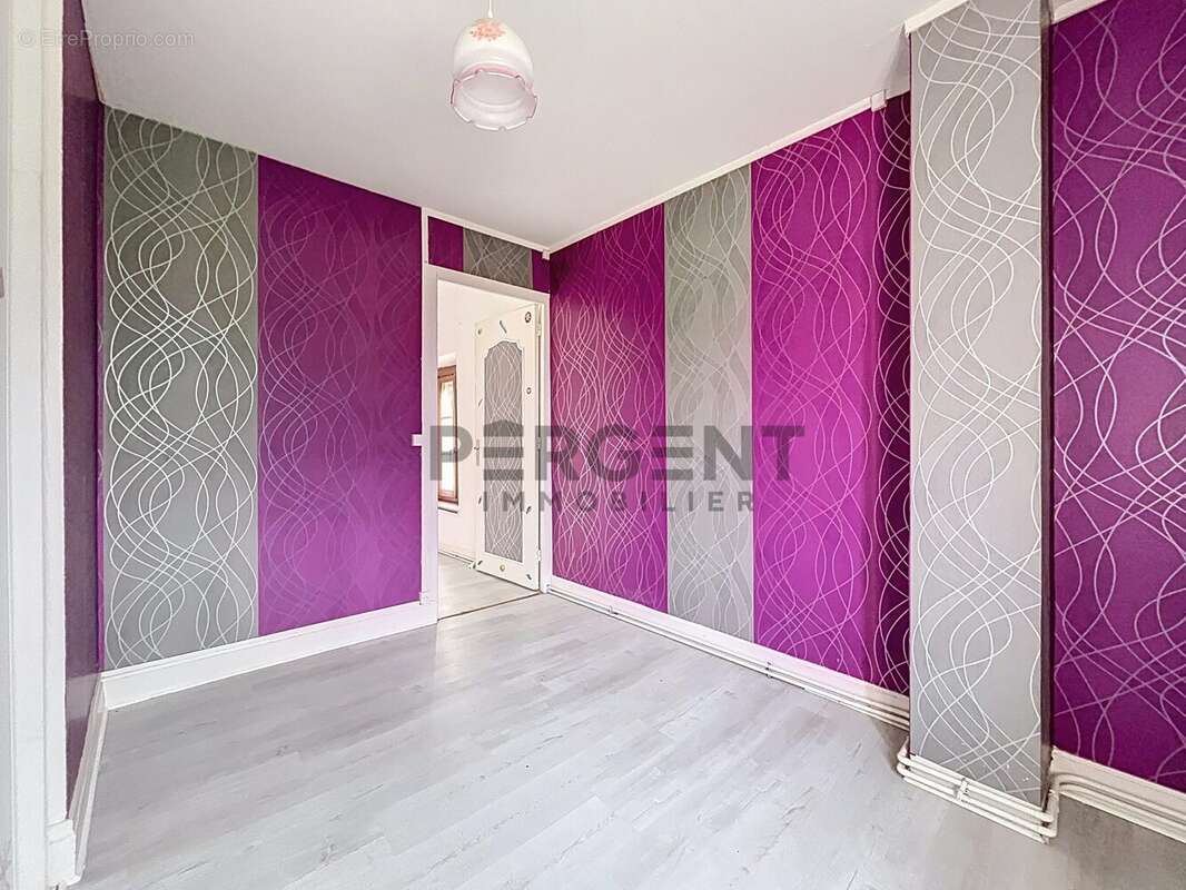 Maison à BELLEVILLE-ET-CHATILLON-SUR-BAR