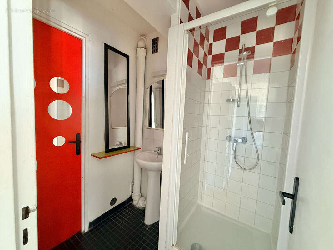 Appartement à PARIS-12E