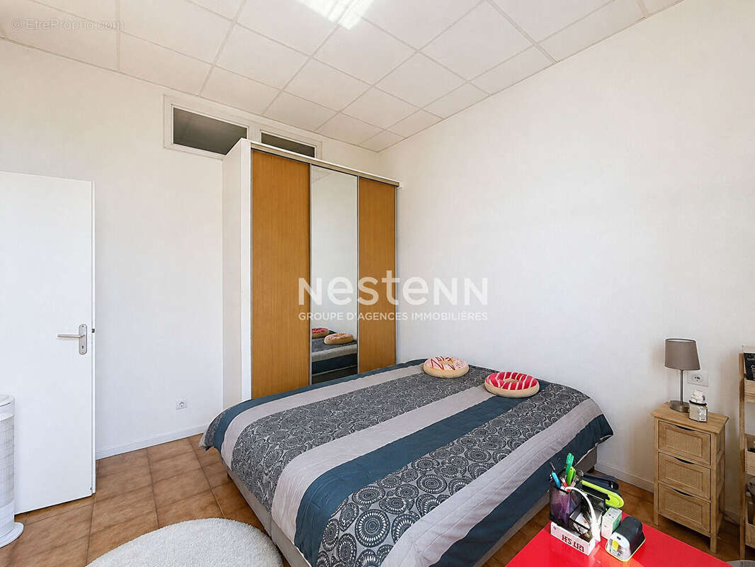 Vallauris Grand 4 pièces de 90 m² en rez-de-chaussée avec parking privatif - photo 10