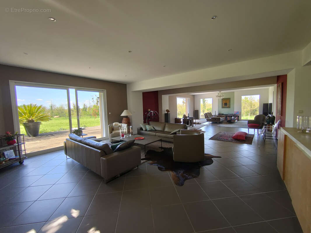 SECTEUR LANGON, Maison de Maître 1.7hectares - photo 3