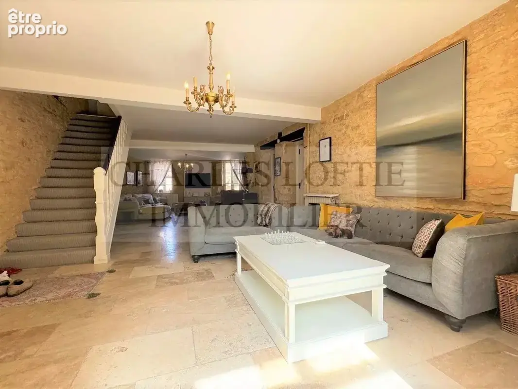 Superbe maison de Maître avec plusieurs granges, piscine et joli parc, aux abords d'un village dans la Bourian - photo 24