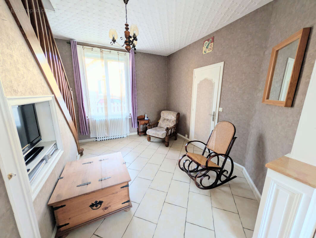 Maison à SAINTE-SAVINE