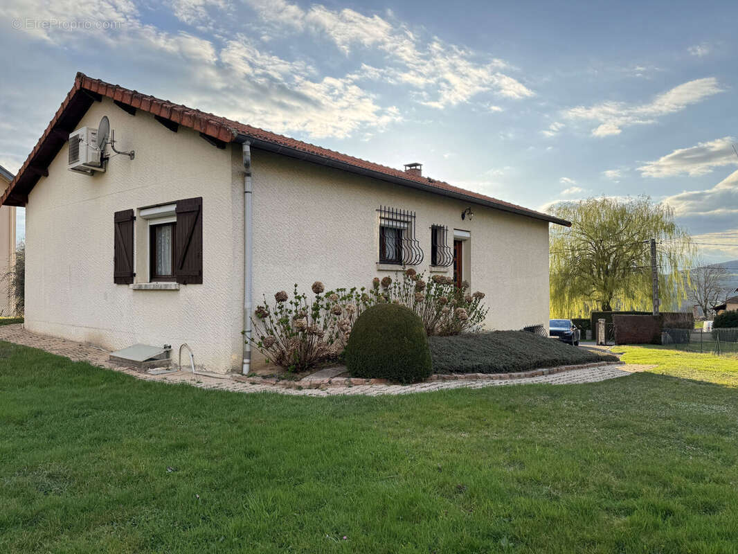 Photo 5 - Maison à COURS-LA-VILLE