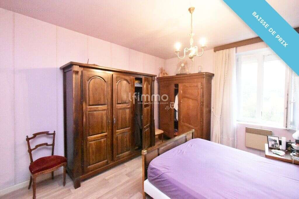 Maison à LA CHAPELLE-AUX-BOIS