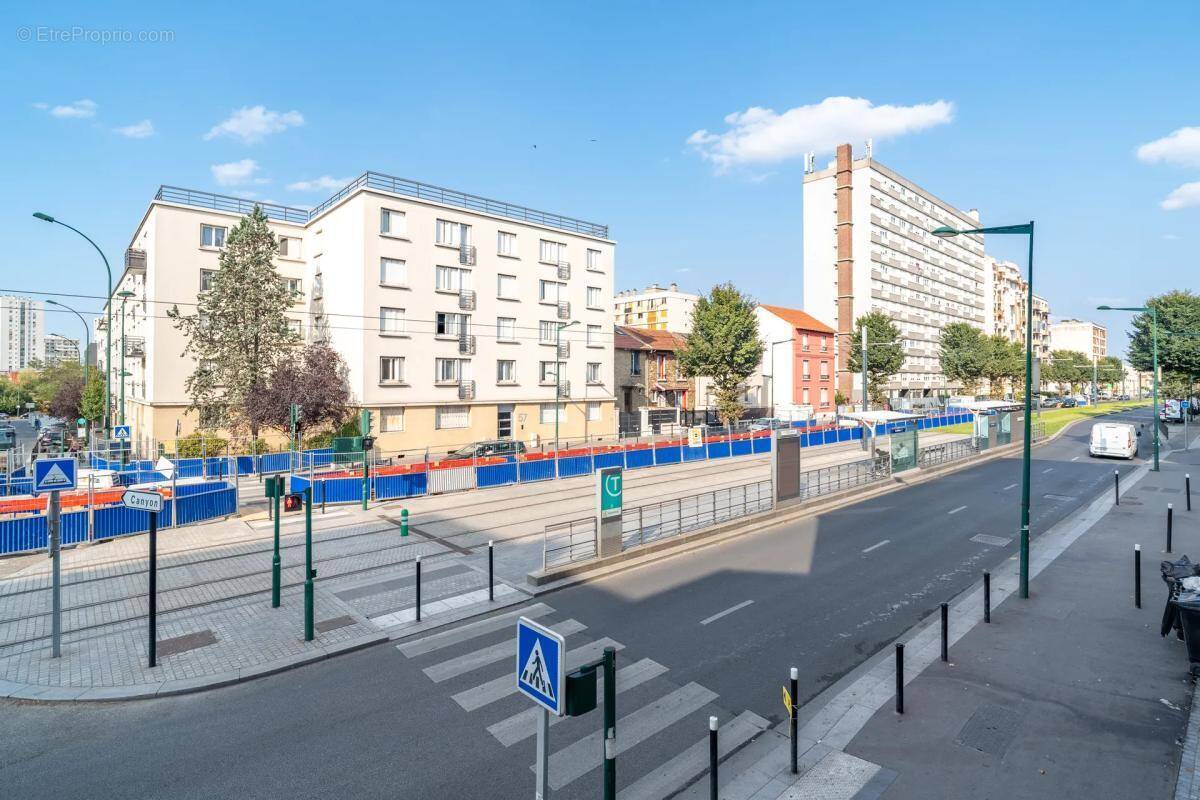 Appartement à EPINAY-SUR-SEINE