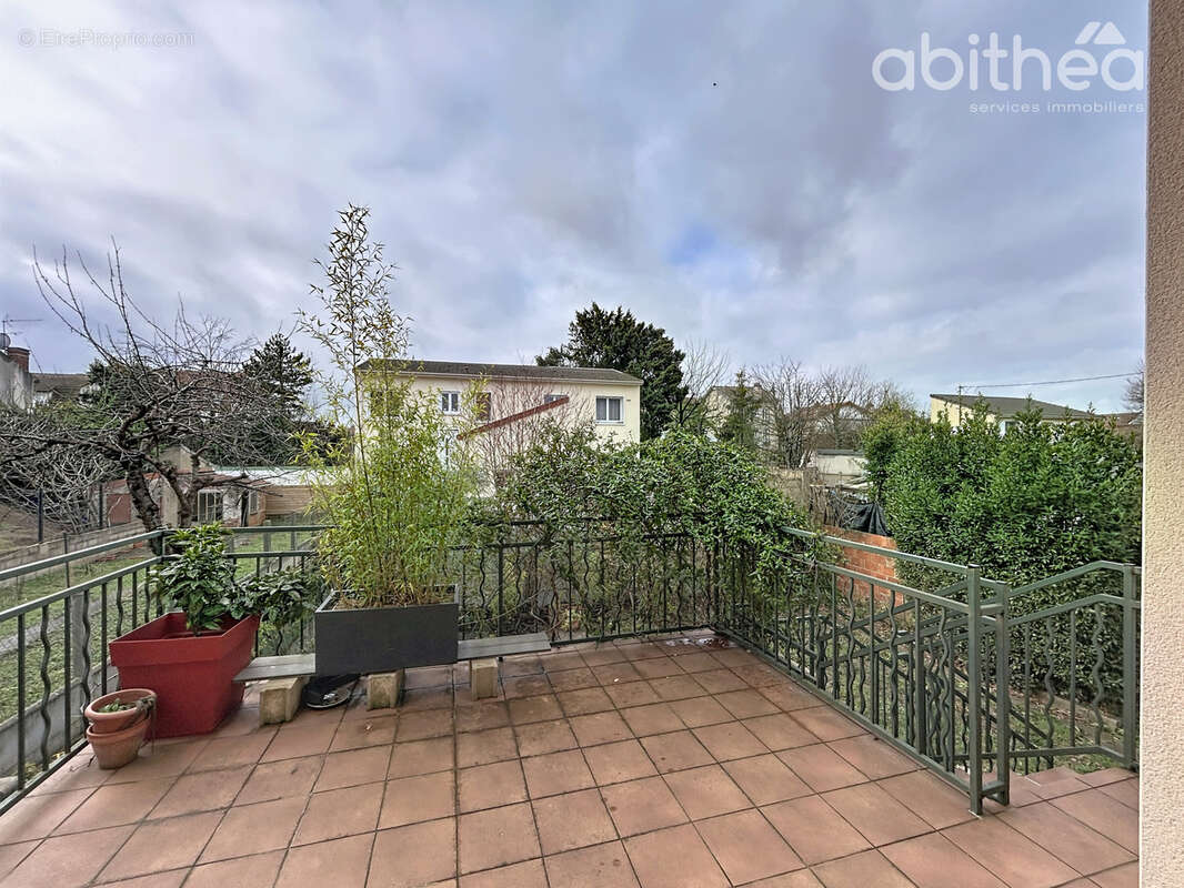 Maison à CHOISY-LE-ROI