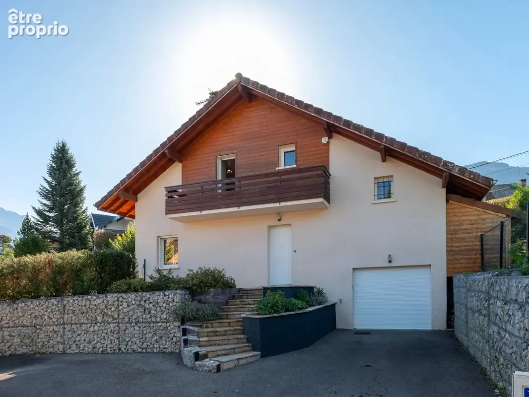 Photo Maison à Saint-Jorioz au prix de 764 000€