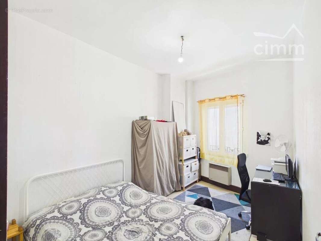 INVESTISSEMENT : T3 vendu loué à rénover entièrement – Grenoble Rue Anthoard - photo 5