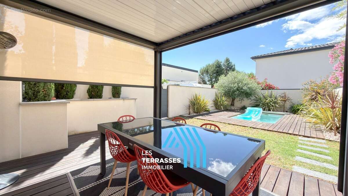 Maison 138 m² à Montelimar  - photo 2