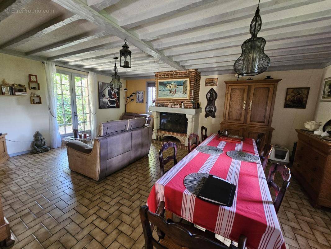 Maison à BOURGTHEROULDE-INFREVILLE