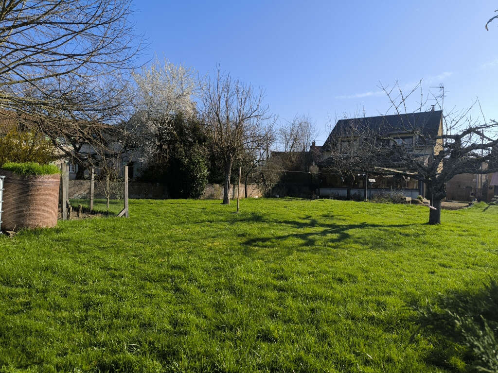 Maison à CERVON