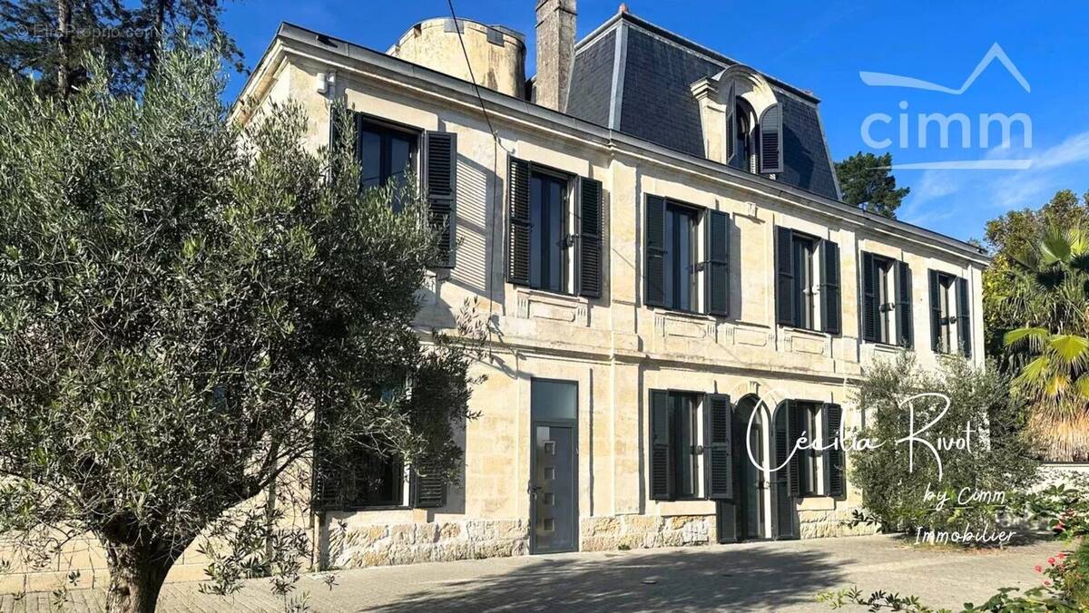 Maison à VILLENAVE-D'ORNON